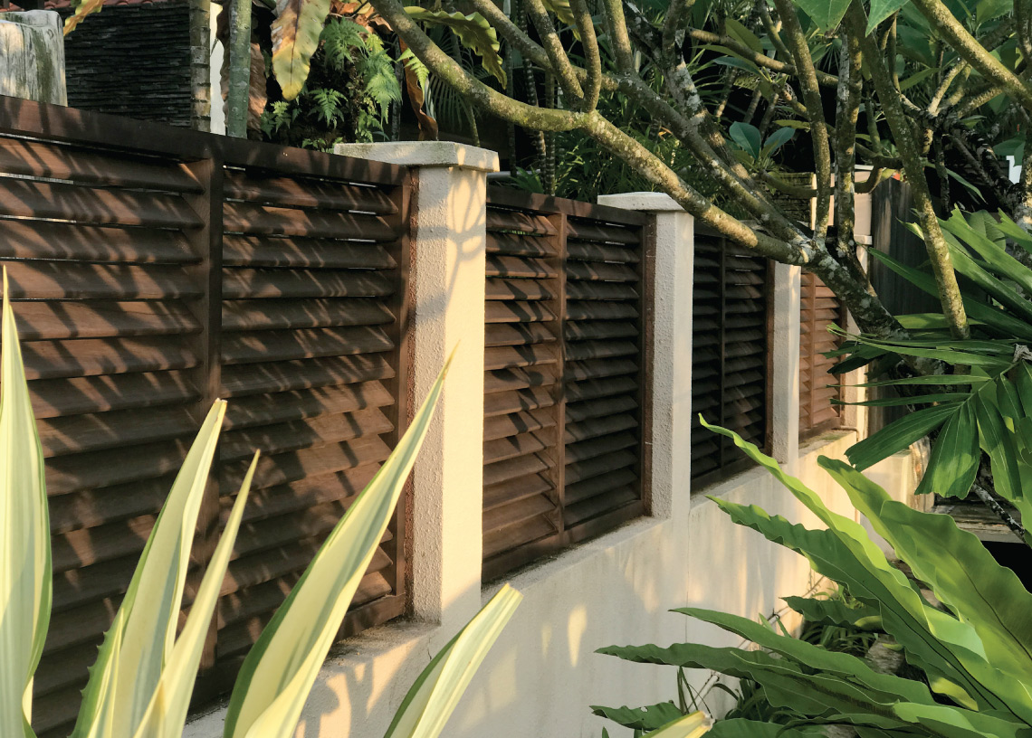 Onewood Timber Outdoor Fence at Bungalow