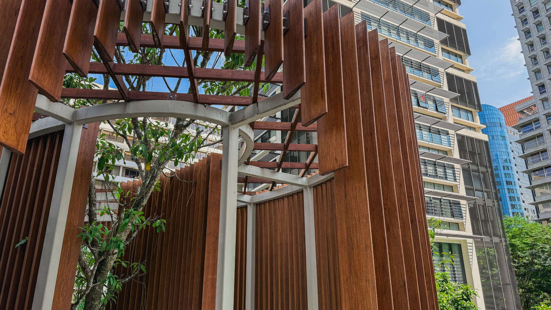 ONEWOOD Timber Fins and Timber Trellis