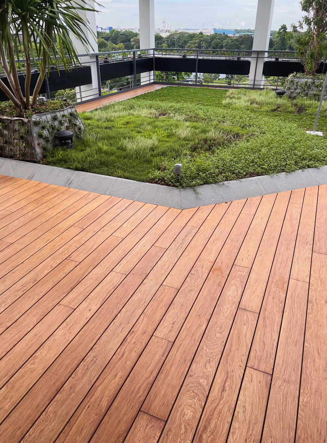 ONEWOOD Outdoor Deck